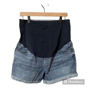 Time and Tru Maternity Denim Shorts M